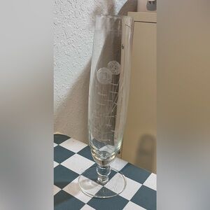Elegant retro etched flower Glass Vase